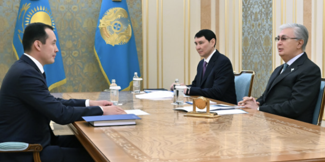Касым-Жомарт Токаев принял председателя правления АО «НК «QazaqGaz»