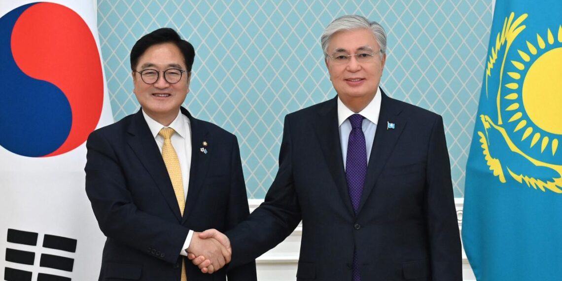 Токаев провел встречу с председателем Национальной Ассамблеи Республики Корея