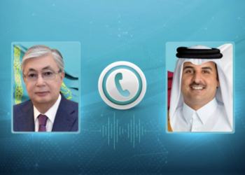 Глава государства провел телефонный разговор с Эмиром Катара