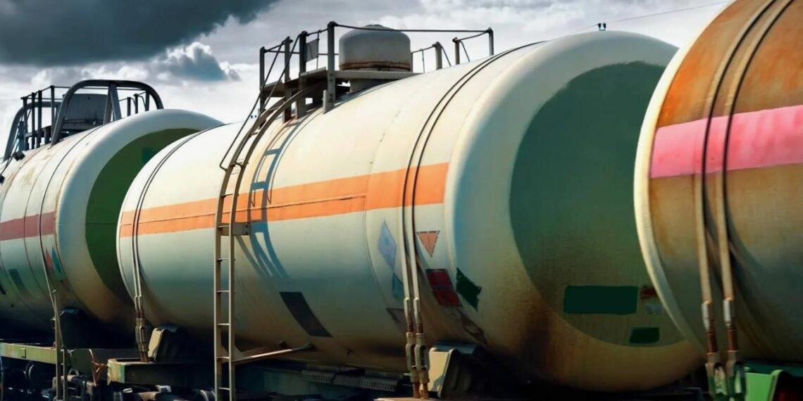 МВД Казахстана ликвидировало канал крупной контрабанды нефтепродуктов