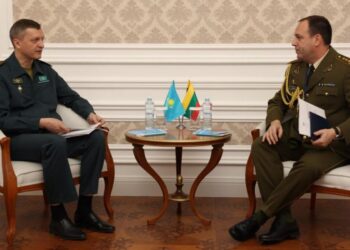 В Минобороны Казахстана прошла встреча с военным атташе Литвы