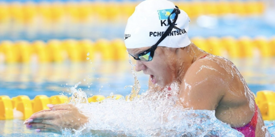 Два рекорда страны установили казахстанские пловцы на этапе Кубка мира в Сингапуре