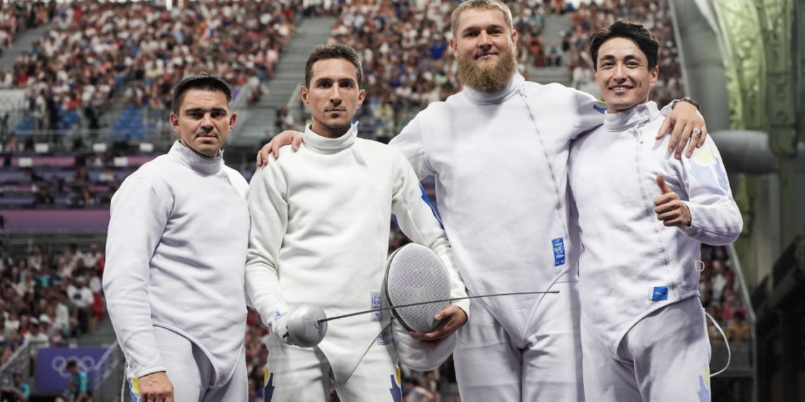 Казахстанская команда по фехтованию завоевала бронзовую медаль на этапе Кубка мира в Канаде