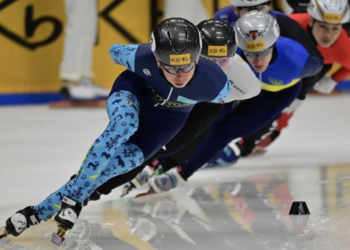 Шорт-трекисты из РК «взяли» два первых места на турнире в Италии