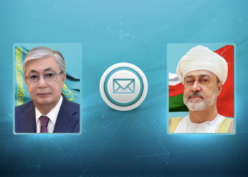 Глава государства направил телеграмму поздравления Султану Омана