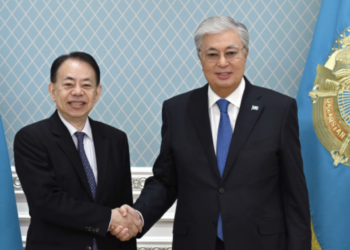 Касым-Жомарт Токаев принял президента Азиатского банка развития