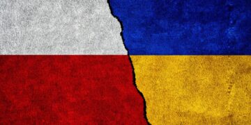 В Польше считают позицию Украины по эксгумации погибших на Волыни неприличной и несправедливой