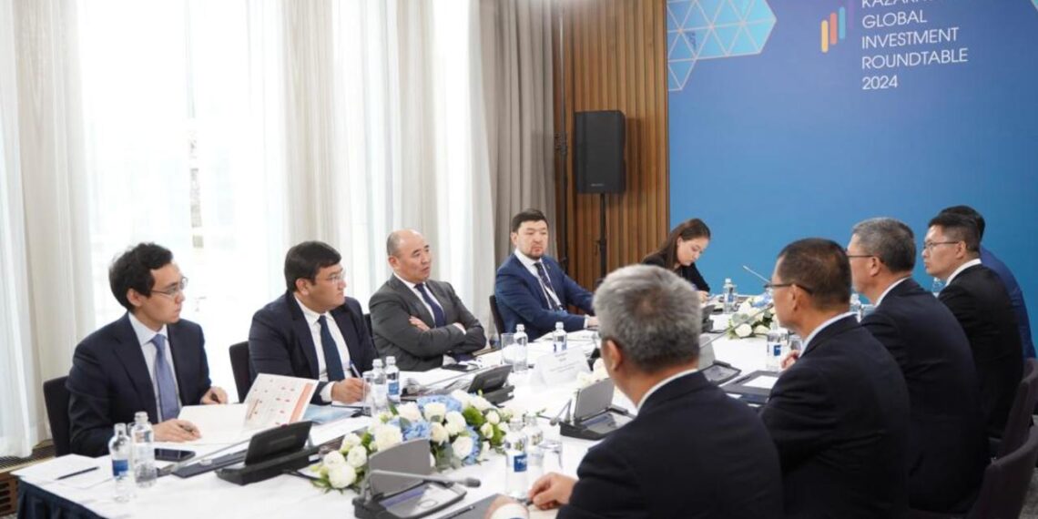 Министр промышленности и строительства РК встретился с представителями компании «Zijin Mining»