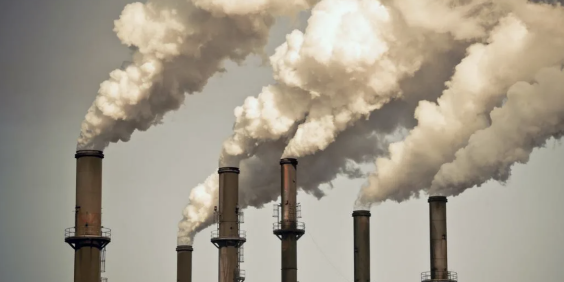 Пора подумать об экологии: Казахстан занял 40 место в рейтинге наиболее загрязненных стран