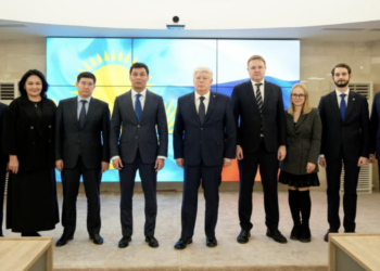 Председатель Антикора встретился с послом России в Казахстане