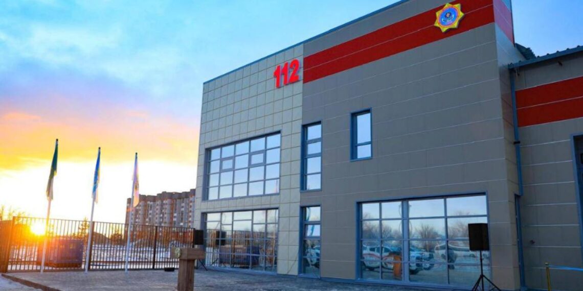 Министр МЧС открыл новую пожарную часть в Актобе