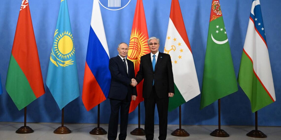 Глава государства принял участие в неформальной встрече глав государств СНГ