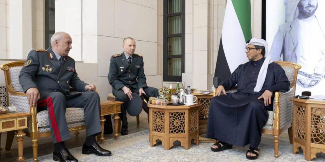 Глава Минобороны РК совершил официальный визит в ОАЭ