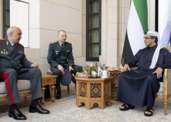 Глава Минобороны РК совершил официальный визит в ОАЭ