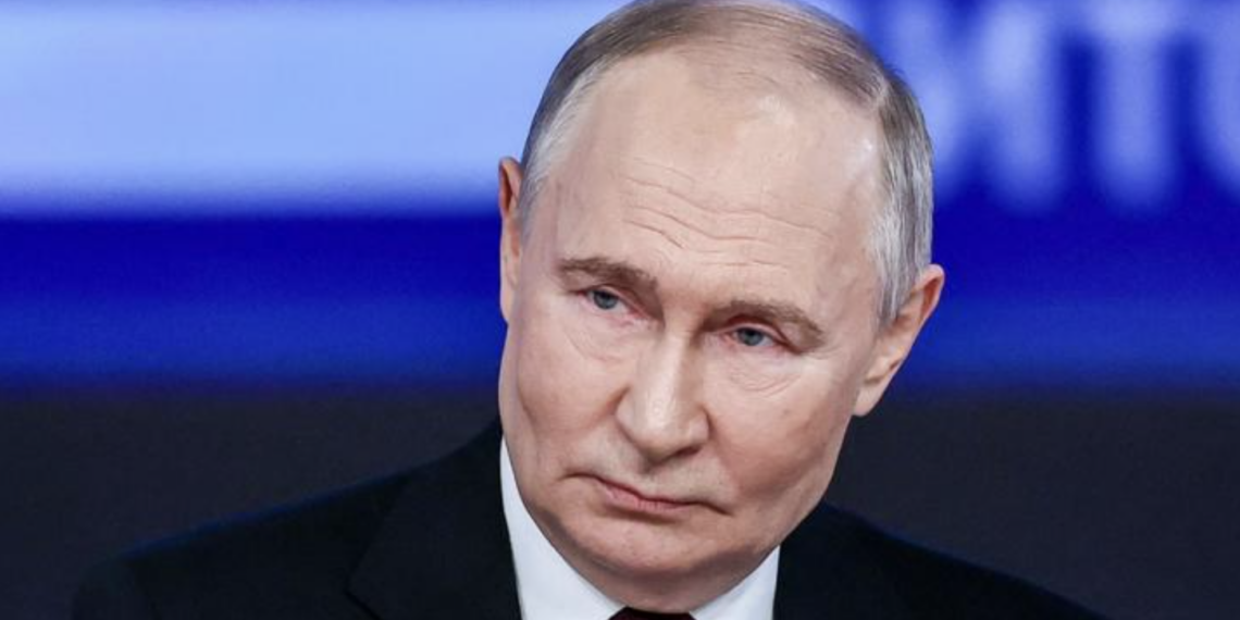 Президент России не проявил никаких признаков обеспокоенности ситуацией на Украине – The Wall Street Journal