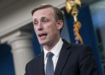 Помощник президента США по нацбезопасности: Украине придется снизить возраст мобилизации