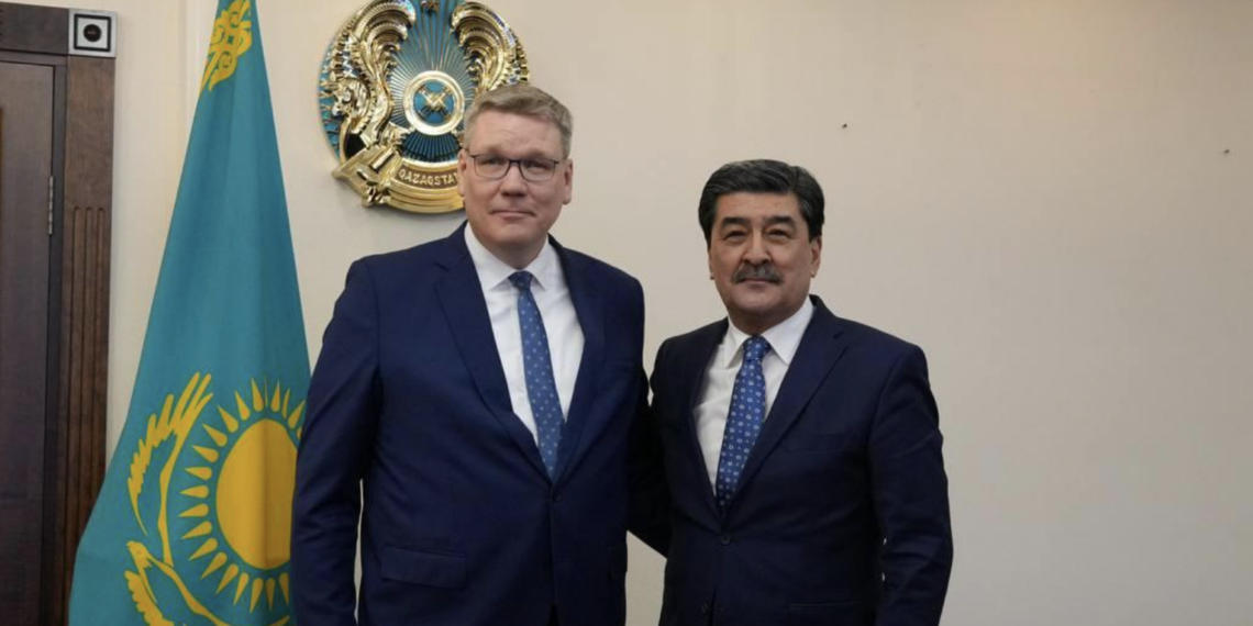 Министр экологии и природных ресурсов Казахстана встретился с послом Финляндии