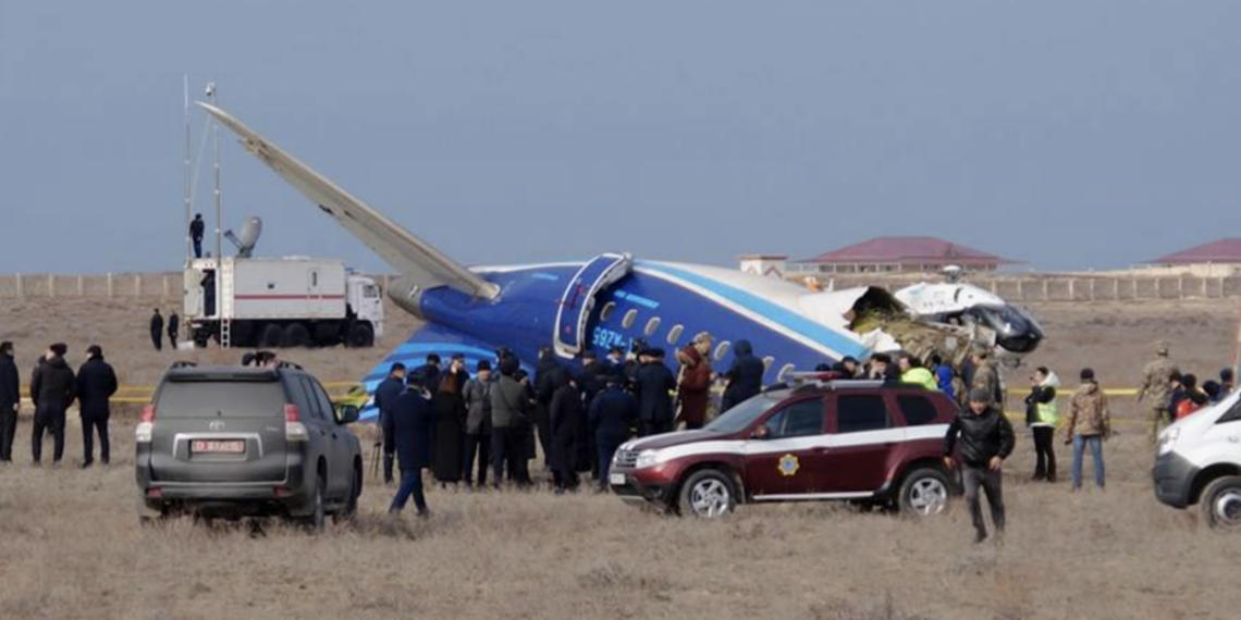 Комиссия в Казахстане вскоре начнет изучение записей «черных ящиков» с борта самолета, потерпевшего крушение вблизи Актау