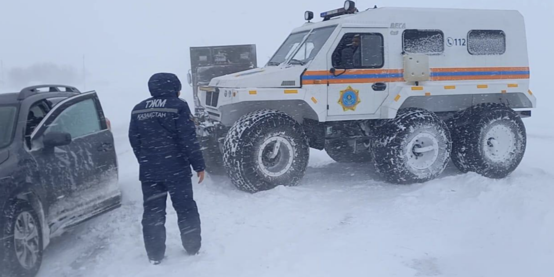 Свыше 400 человек спасено и эвакуировано силами МЧС за прошедшие сутки