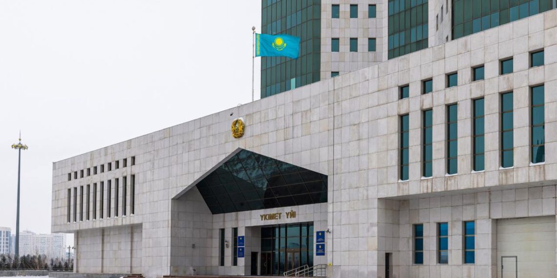 В Казахстане модернизируется 9 автомобильных пунктов пропуска