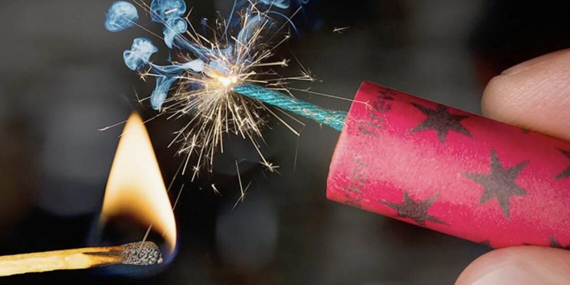 От пиротехнических средств в новогодние праздники пострадали 63 человека