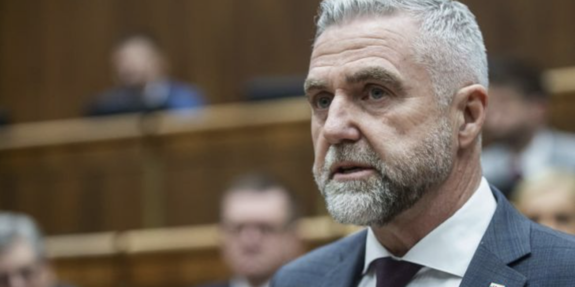 Вице-спикер парламента Словакии: Братислава будет накладывать вето на помощь Киеву с учетом действий Зеленского