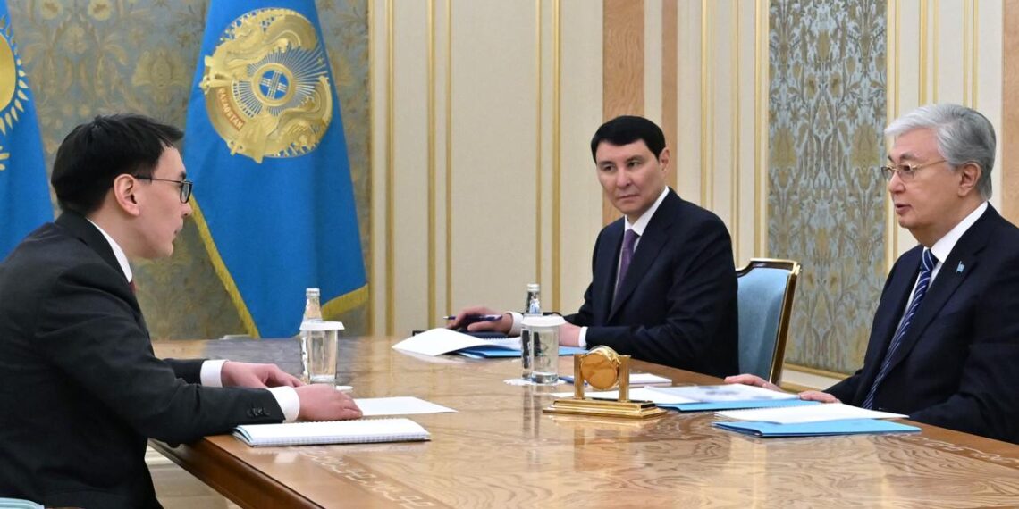 Президент принял председателя Агентства по защите и развитию конкуренции