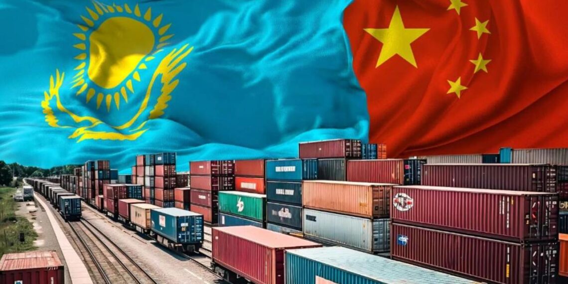В 2024 году объем перевозок грузов между Казахстаном и Китаем железнодорожным транспортом превысил 32 млн тонн
