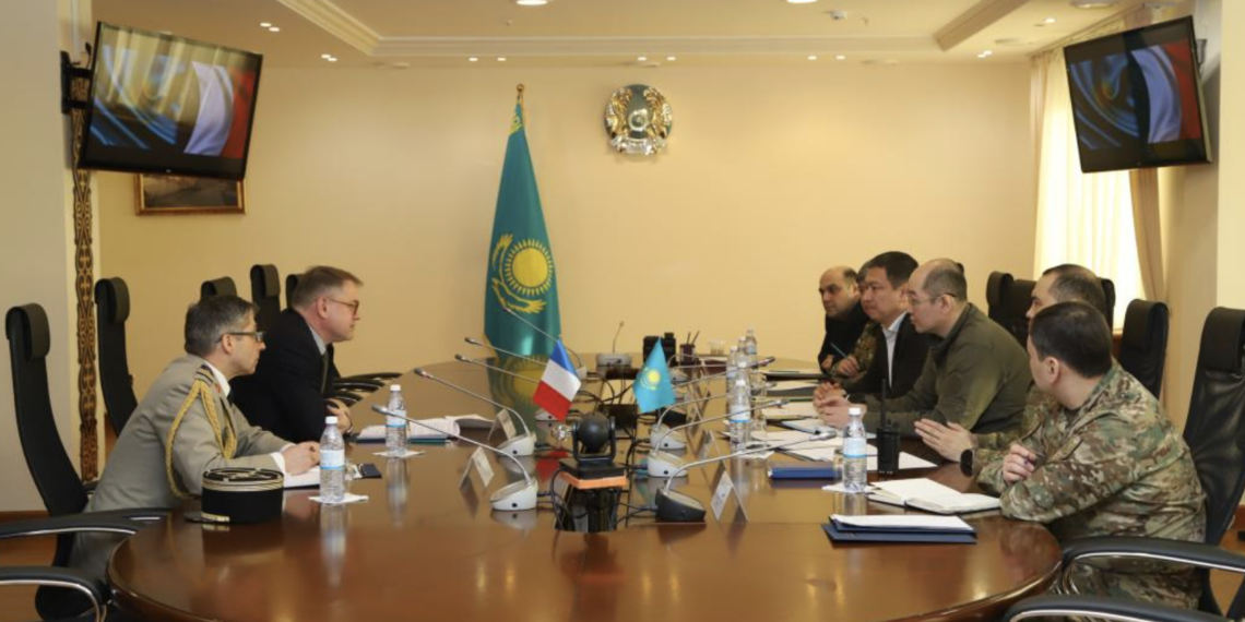 Вице-министр МЧС Казахстана принял посла Франции