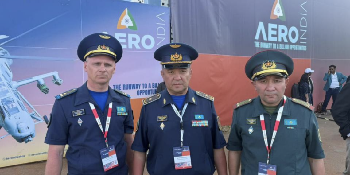 Казахстанская делегация посетила авиакосмическую выставку в Индии