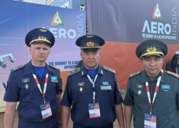 Казахстанская делегация посетила авиакосмическую выставку в Индии