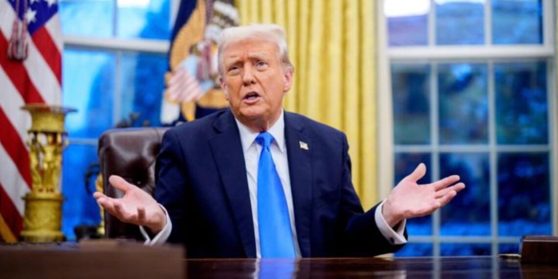 Трамп назвал Зеленского «диктатором без выборов» и обвинил его в желании продолжать войну ради финансирования