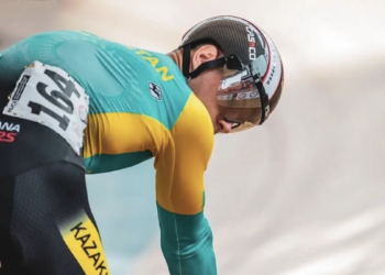 Казахстанец Кирилл Курдиди занял третье место на чемпионате Азии по велоспорту на треке