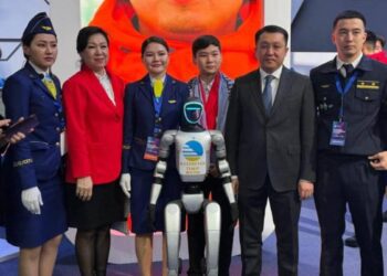 Министр транспорта РК посетил фестиваль «Город рабочих профессий»