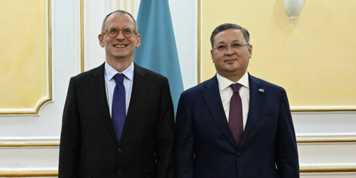 Мурат Нуртлеу провел встречу с главой дипмиссии Польши