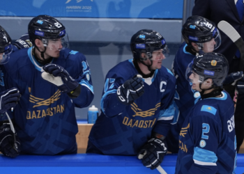 Мужская команда Казахстана по хоккею завоевала «золото» Азиатских игр