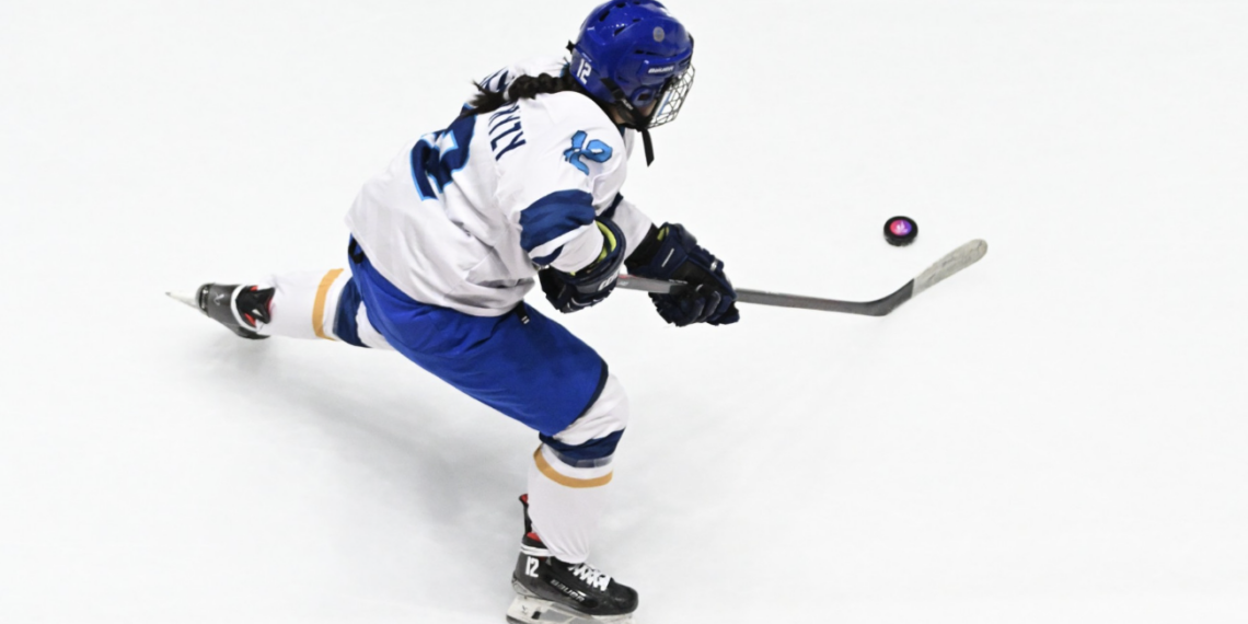 Казахстанские хоккеистки одержали вторую победу на Азиатских играх в Китае