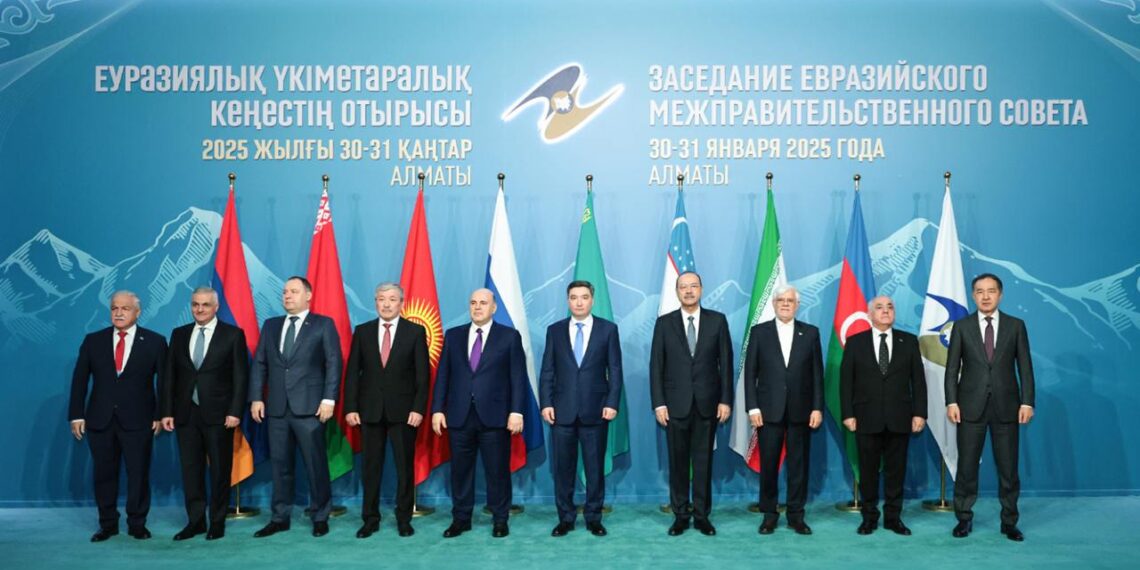 Олжас Бектенов принял участие в заседании ЕМПС в Алматы