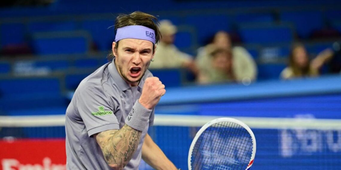 Теннисист Александр Бублик сыграет за выход в четвертьфинал турнира в США