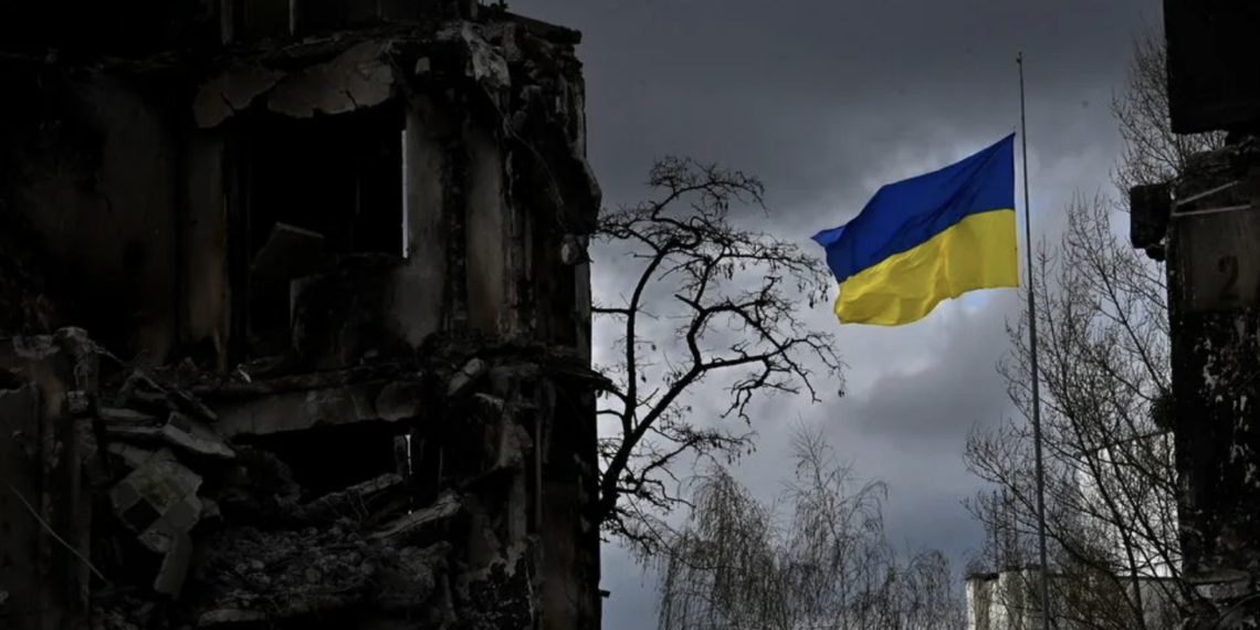 Киев опасается, что переговоры с Вашингтоном могут стать для Украины последним шансом — The Economist