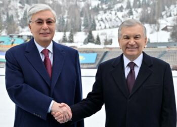 Токаев и Мирзиёев формируют новую модель сотрудничества между Казахстаном и Узбекистаном