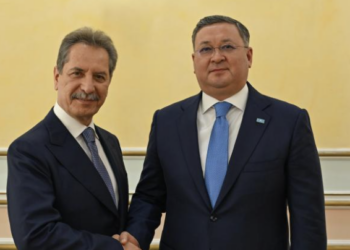 Глава МИД Казахстана провел встречу с руководством «Çalık Holding»