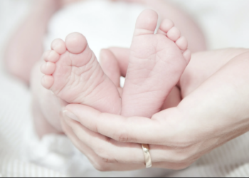 В Международный женский день в Казахстане на свет появились 366 девочек