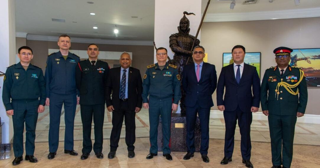 Военнослужащие Казахстана и Индии обсудили вопросы сотрудничества в области обороны