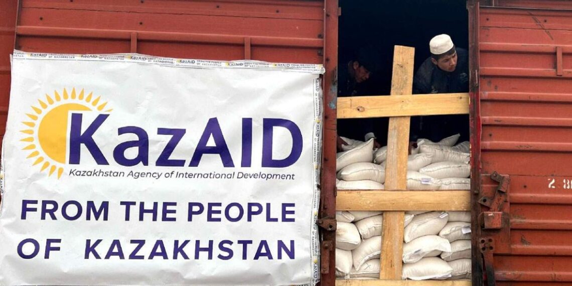 В Афганистан прибыли 36 вагонов гуманитарной помощи из Казахстана