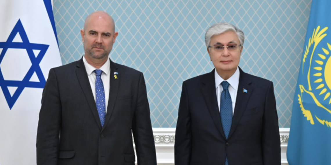 Касым-Жомарт Токаев провел встречу с председателем Кнессета государства Израиль