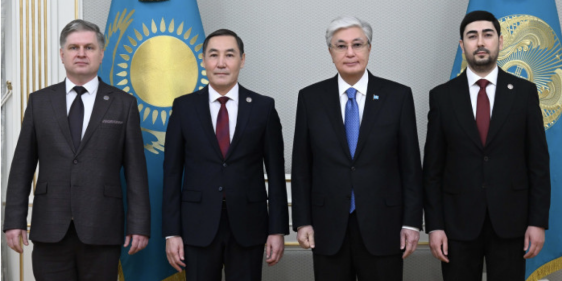 Президент принял заместителей председателя Ассамблеи народа Казахстана