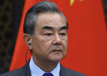 Глава МИД КНР призвал США прекратить размещать ракеты у границ других стран