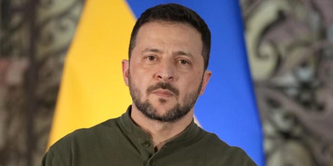 Владимир Зеленский заявил, что Украине не хватит сил вернуть утраченные территории