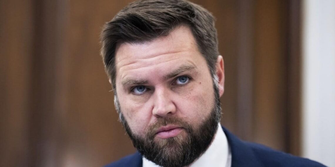 Вице-президент США Вэнс: дела у Киева на поле боя складываются не лучшим образом